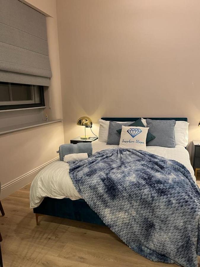 M1 City Centre 3 Bed 3 Bath Luxe Penthouse Манчестер Екстер'єр фото