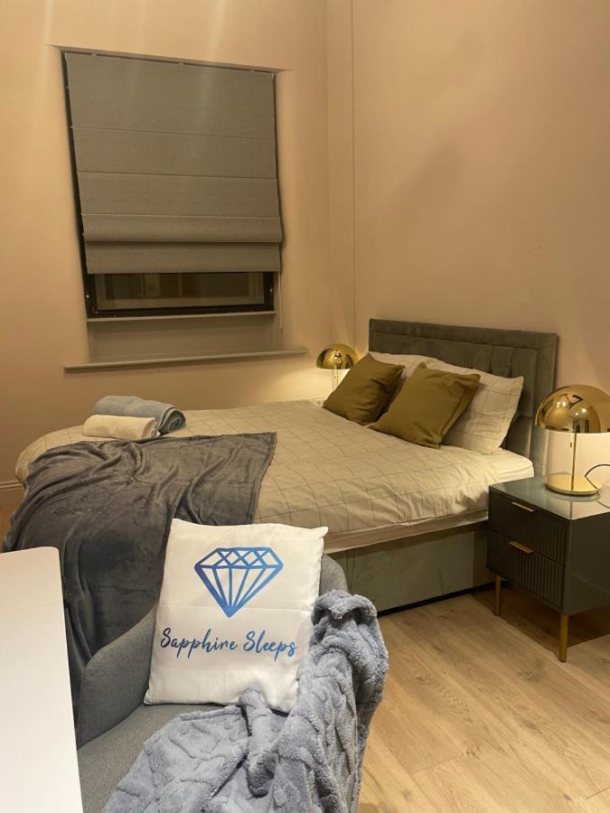M1 City Centre 3 Bed 3 Bath Luxe Penthouse Манчестер Екстер'єр фото