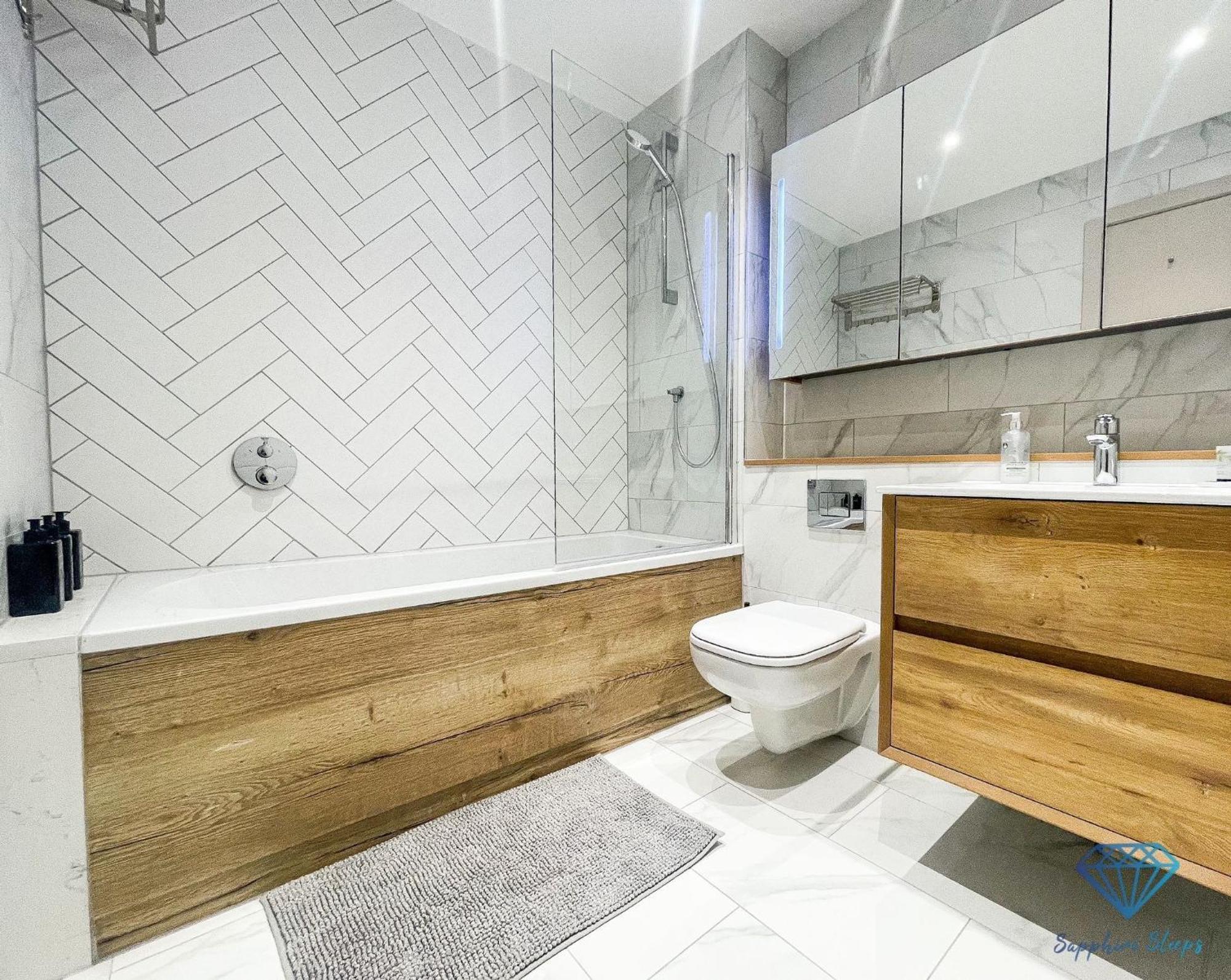 M1 City Centre 3 Bed 3 Bath Luxe Penthouse Манчестер Екстер'єр фото