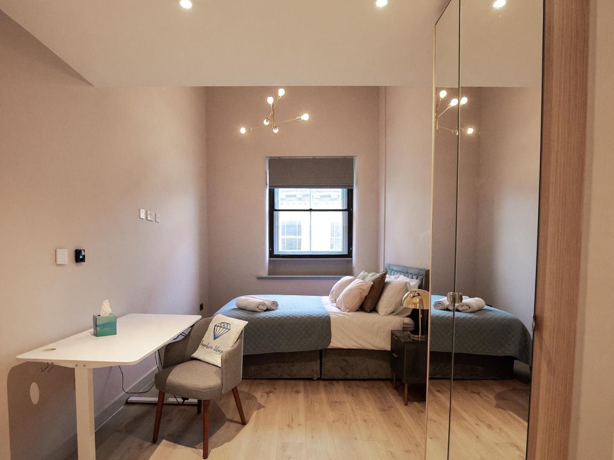 M1 City Centre 3 Bed 3 Bath Luxe Penthouse Манчестер Екстер'єр фото