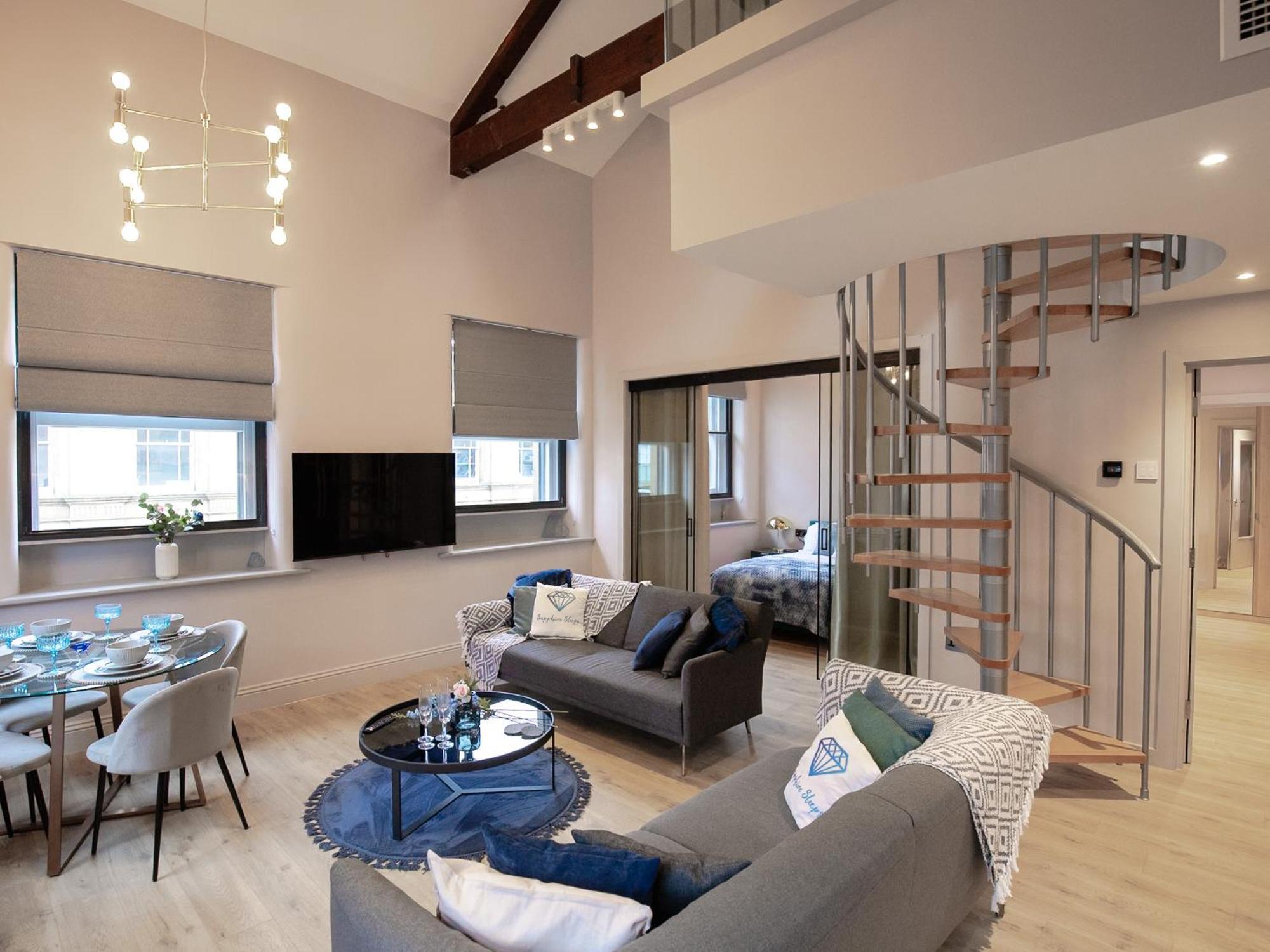 M1 City Centre 3 Bed 3 Bath Luxe Penthouse Манчестер Екстер'єр фото