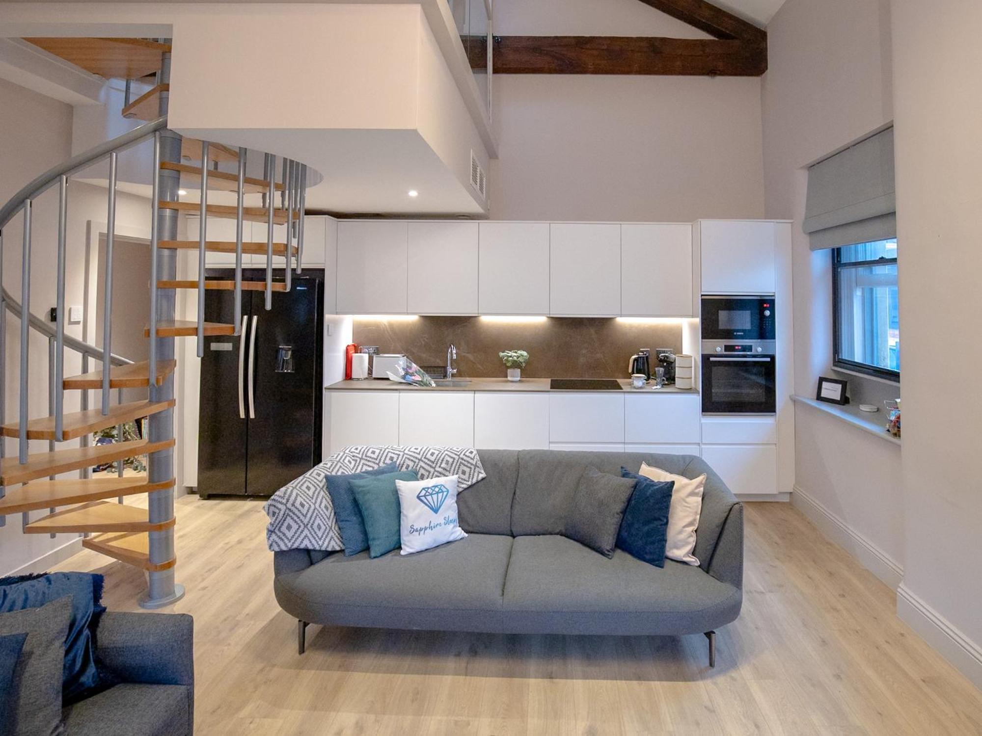 M1 City Centre 3 Bed 3 Bath Luxe Penthouse Манчестер Екстер'єр фото